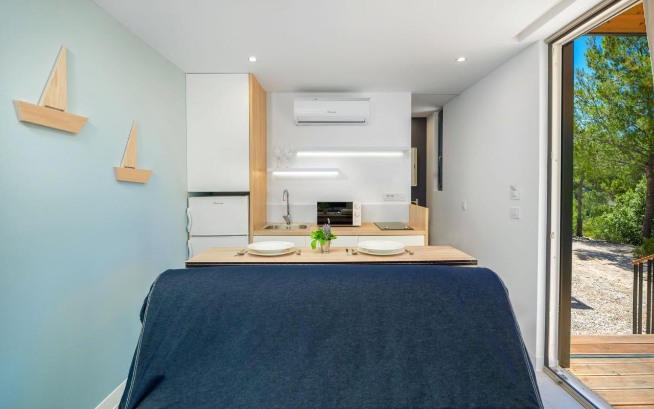Kamp Vira Mobile Homes Hvar Town Exteriör bild
