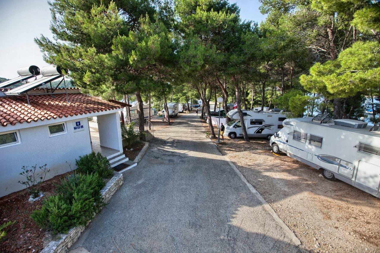 Kamp Vira Mobile Homes Hvar Town Exteriör bild
