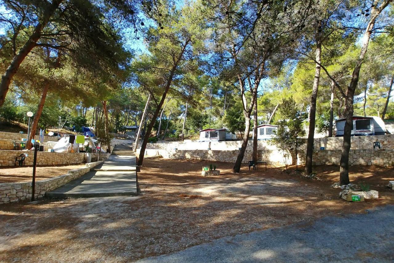 Kamp Vira Mobile Homes Hvar Town Exteriör bild